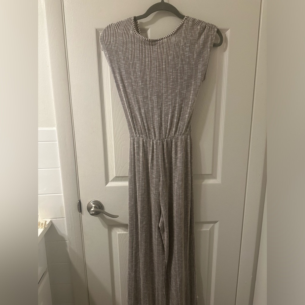 Jumpsuit - Picture 2 of 3